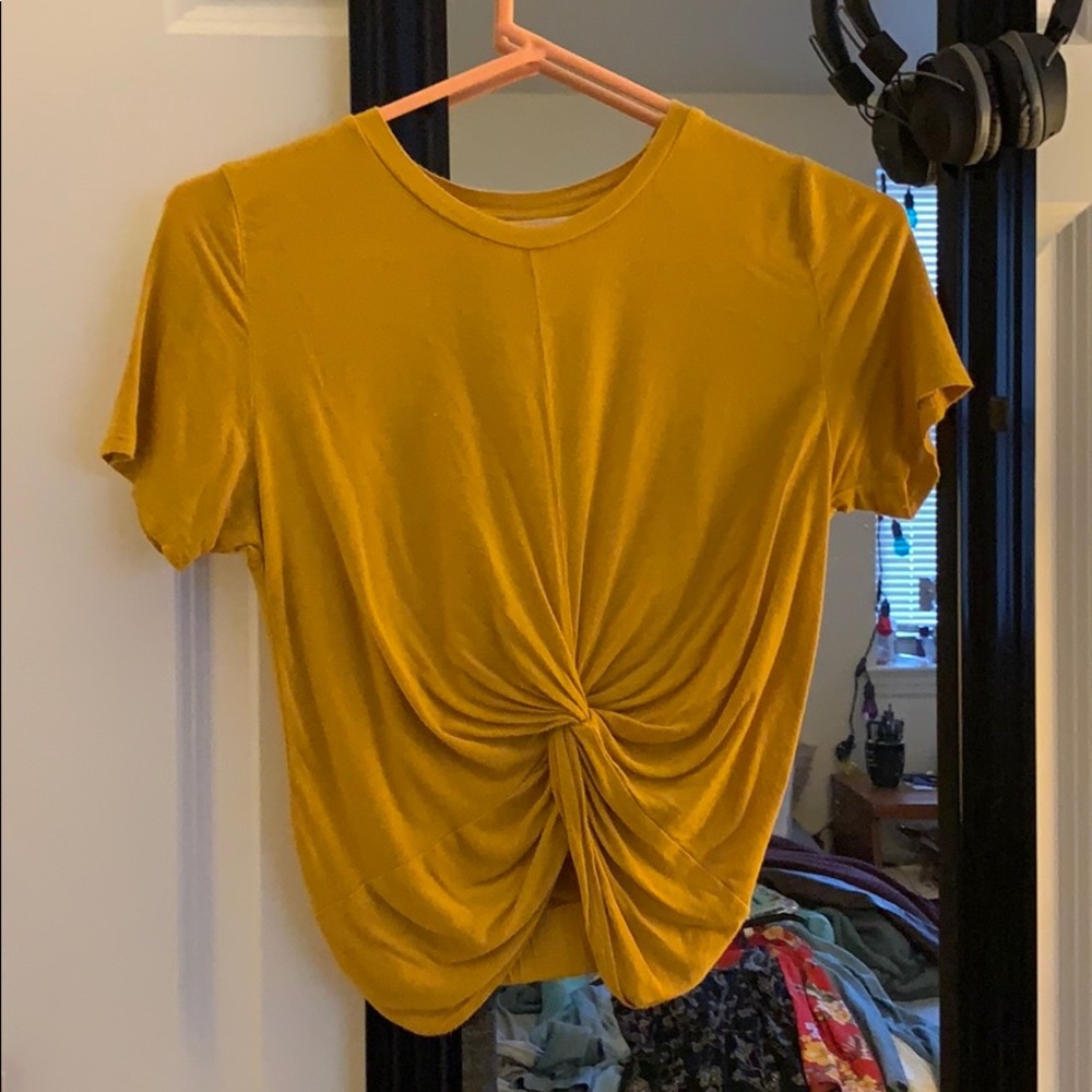 Cropped shirt